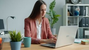 5 AI Tools That Cut My Admin Time by 70% (and How to Stack Them)