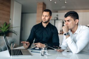 Solo Founder vs Co-Founder: The Real Trade-Offs Nobody Tells You